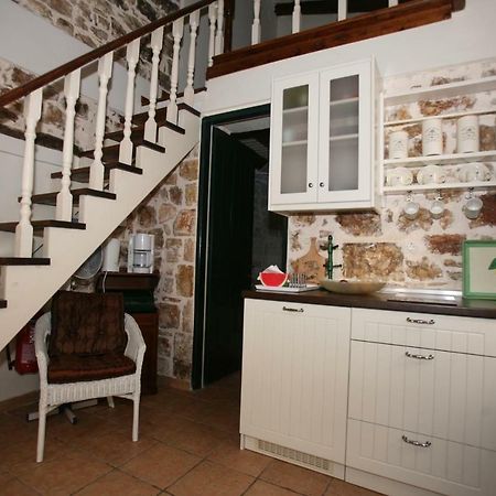 Christina'S Stone Cottage 卡西奥皮 外观 照片
